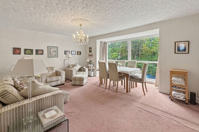 Flat 15, Tall Trees, Salford photo 4