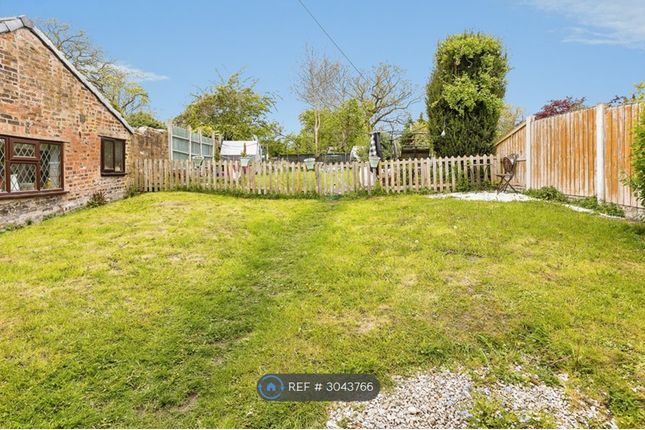 Main Road, Higher Kinnerton, Chester photo 5