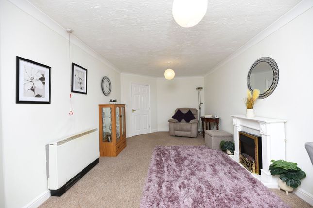 Flat 2, The Views George Street, Huntingdon photo 3