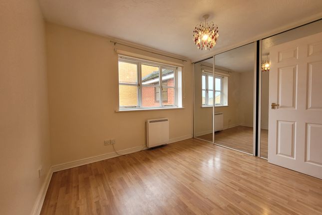 Thumbnail Flat to rent in 2 Sherfield Close, New Malden