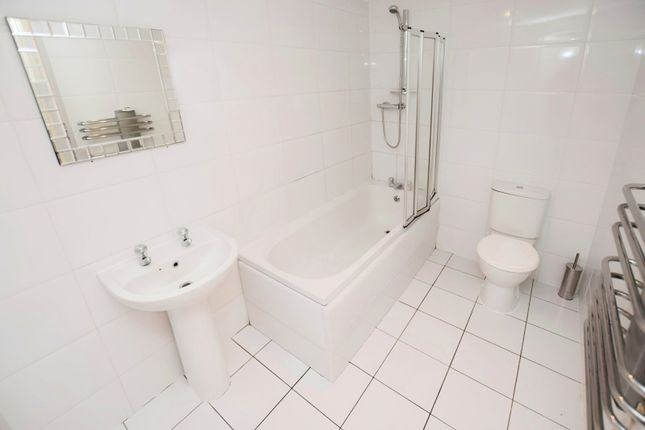 23, Fusion 8, Salford photo 5