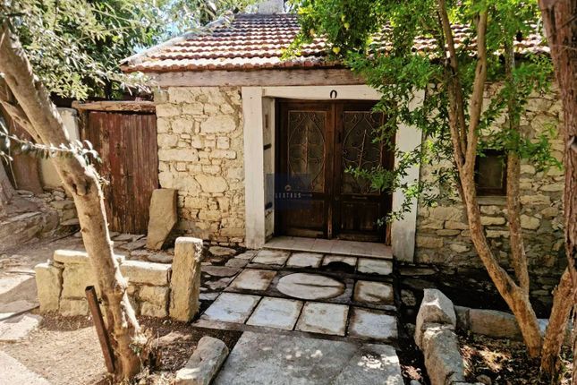 Villa for sale in Paramytha, Cyprus