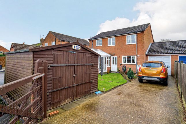 Link-detached house for sale in Tennyson Gardens, Horncastle