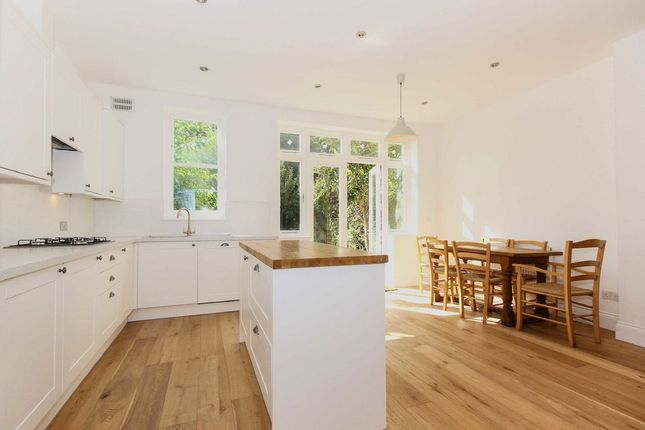 63, Blandford Road, London photo 4