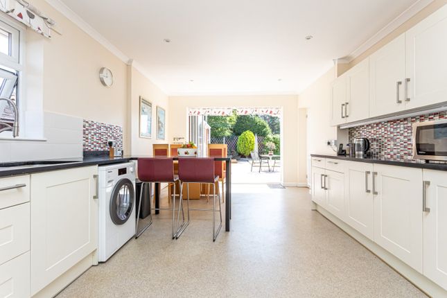 2, Sheppey Close, Birchington photo 3