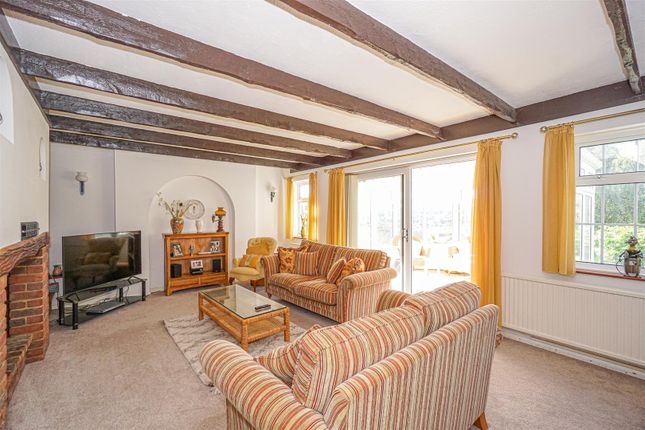 45, Winchelsea Lane, Hastings photo 4