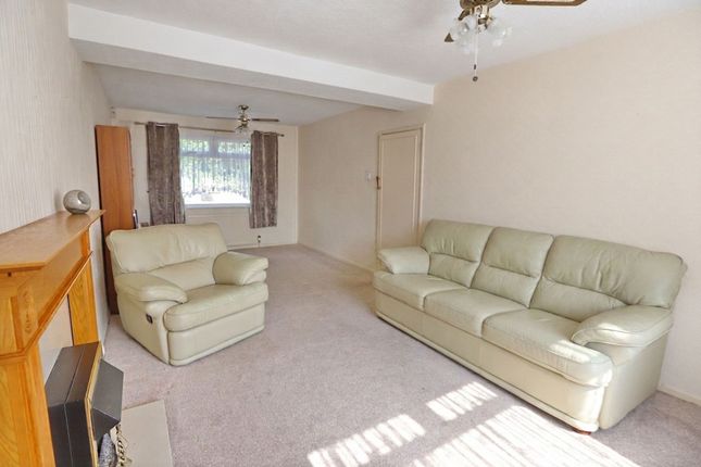 95 Woodward Road, Manchester photo 5