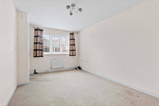 54, Deane Drive, Worcester photo 3
