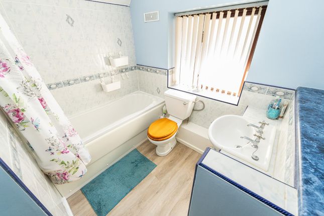 27, Lincoln Road, Walsall photo 4
