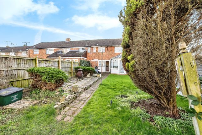 Terraced house for sale in St. Peters Avenue, Aylesbury