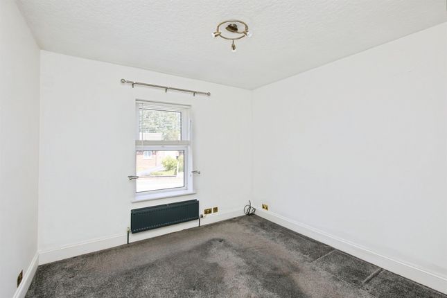 15, Beech Lane, Burton-On-Trent photo 4