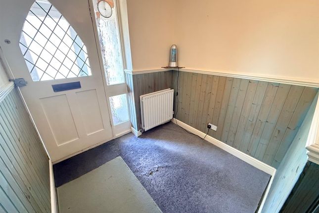 12, Swincross Road, Oldswinford photo 4