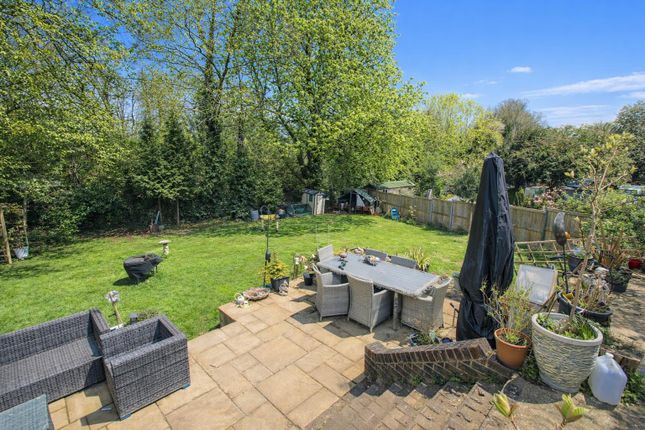 6, Northwood Road, Carshalton photo 4