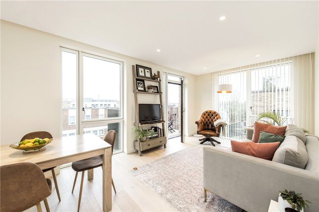 Atrium Apartments 12 West Row London W10 2 Bedroom Flat To Rent Flat To Rent In Atrium Apartments 12 West Row London