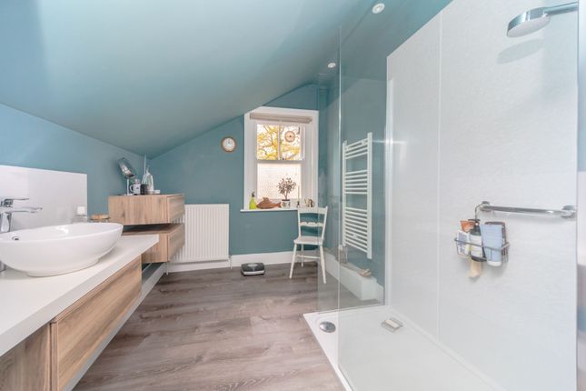 Winkfield incl plot, Station Road, Plumpton Green photo 4