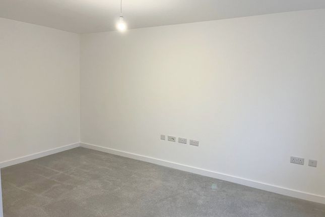 27, Crabtree Hill Drive, Derbyshire photo 4
