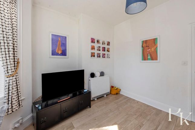 Flat 1, 66, Westbourne Gardens, Hove photo 4