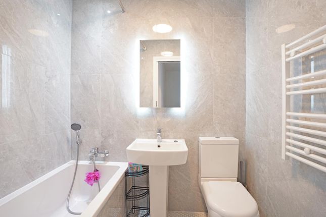 57, Ewart Road, London photo 3