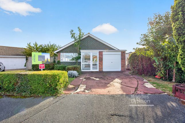 2-bed bungalow on Wychwood Close, Isle of Wight, £375,000