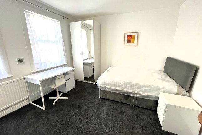 Thumbnail Room to rent in Clare Road, Hounslow