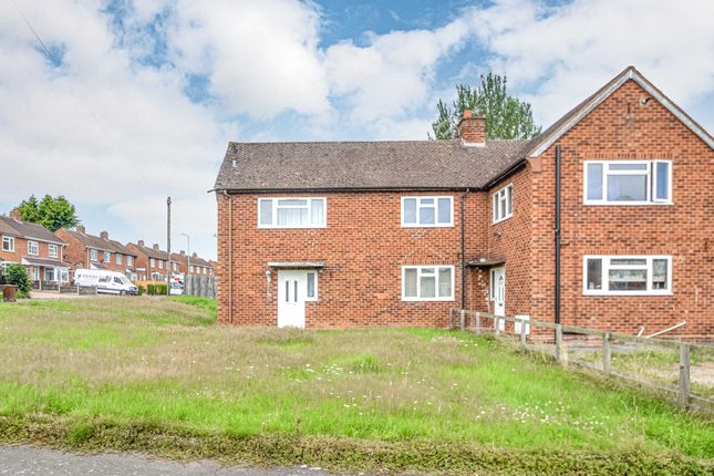 Thumbnail Flat to rent in 39 Hewell Avenue, Bromsgrove, Worcestershire