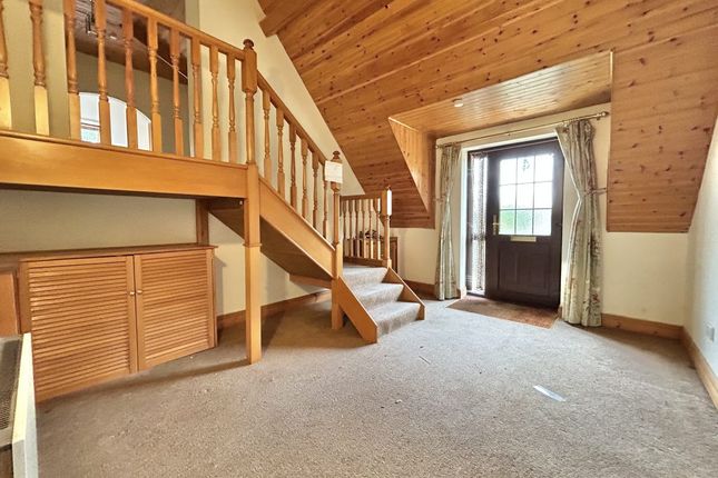 Flat 4, Gooseacre Court, West Coker photo 3