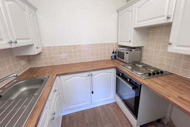 Homelands House, Ringwood Road, Ferndown photo 2