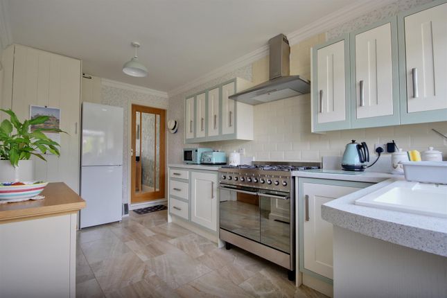 21, Southgate Close, Willerby photo 4