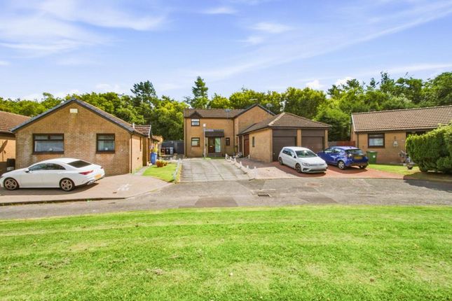 22, Mountherrick, Glasgow photo 3