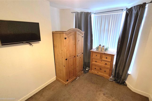 31, Sheil Road, Merseyside photo 2