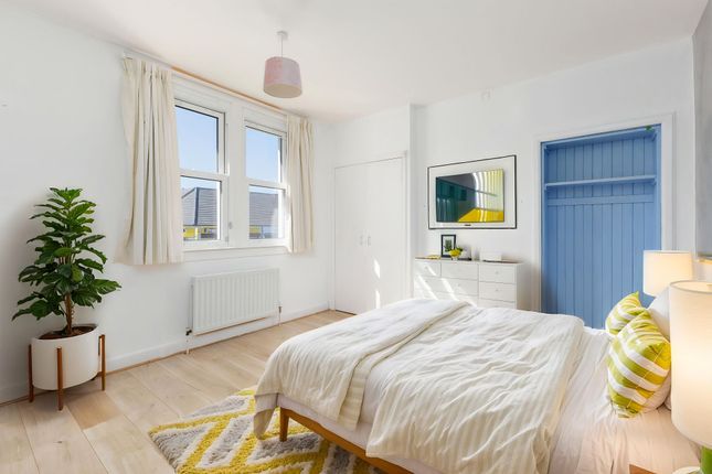 15 Raeburn Crescent, Kirkcaldy photo 4