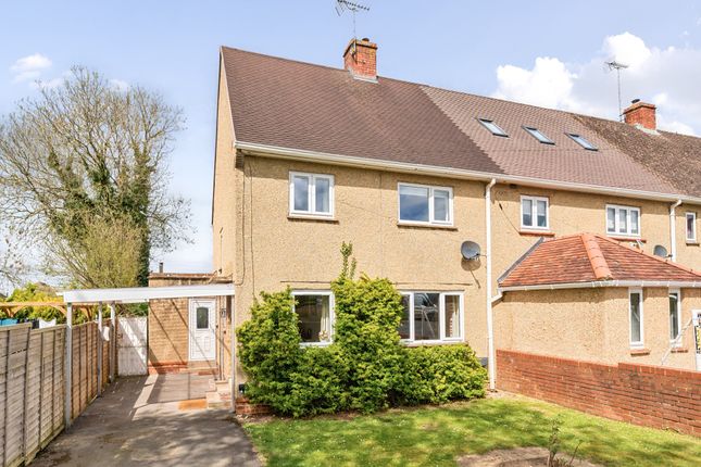 End terrace house for sale in Hedge End Road, Andover