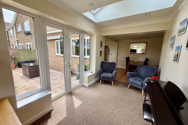 57, Holly Avenue, Derbyshire photo 3