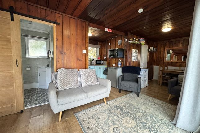 Chalet 33, Plas Panteidal,, Aberdovey/Aberdyfi, Gwynedd photo 4