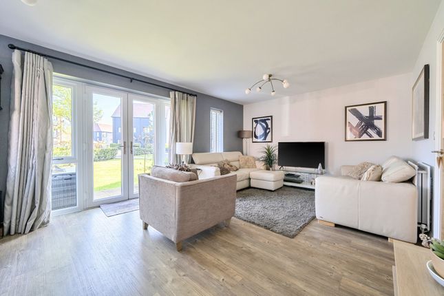 2, Barnsletts, Henley-on-Thames photo 4