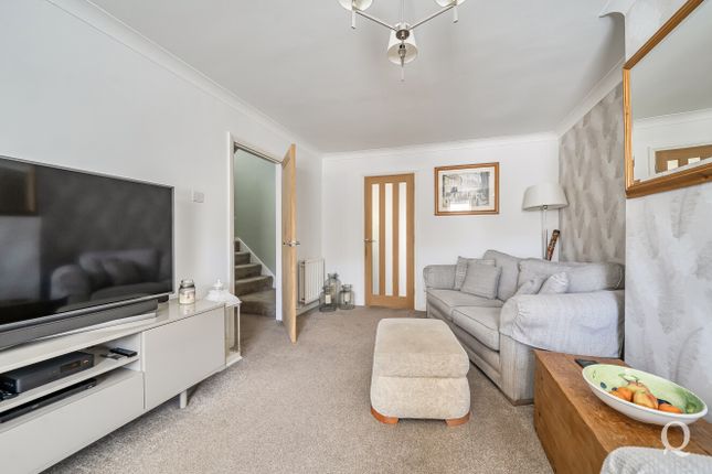 19, Alexandra Close, Kent photo 3