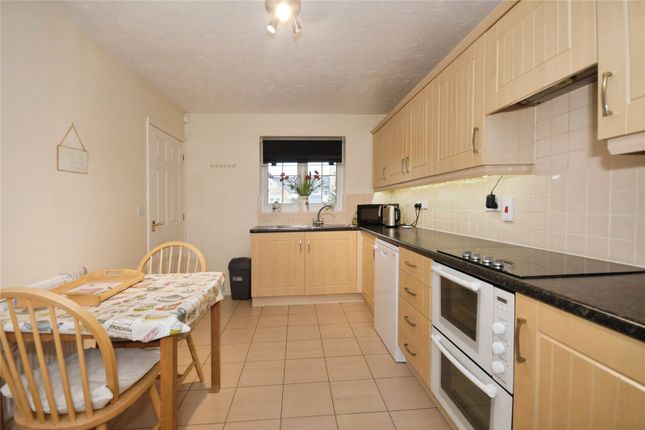 22, Barn Owl Close, Mansfield photo 4
