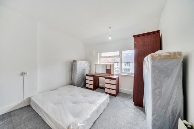 120, Tudor Road, Hayes photo 4