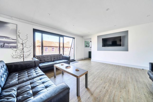 Flat 6, Bradwell House, East Street, Havant photo 4