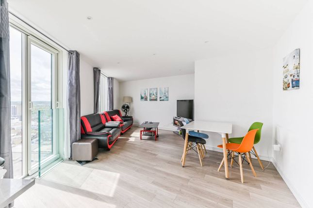 Thumbnail Flat to rent in Pinnacle Apartments, East Croydon, Croydon