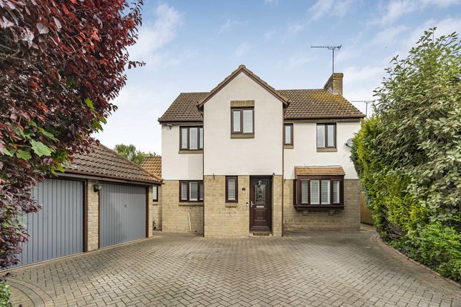 Thumbnail Detached house for sale in Tangmere Close, Bicester