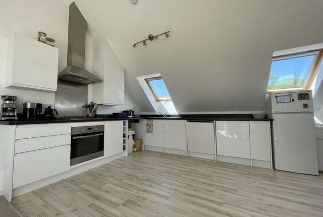 40, Truro photo 3