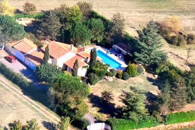 Villa for sale in Mirande, Midi-Pyrenees, 32300, France