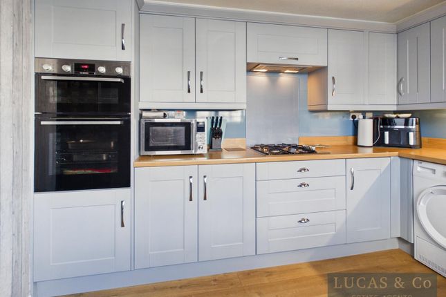 20, Cil Y Graig, Llanfairpwllgwyngyll photo 4