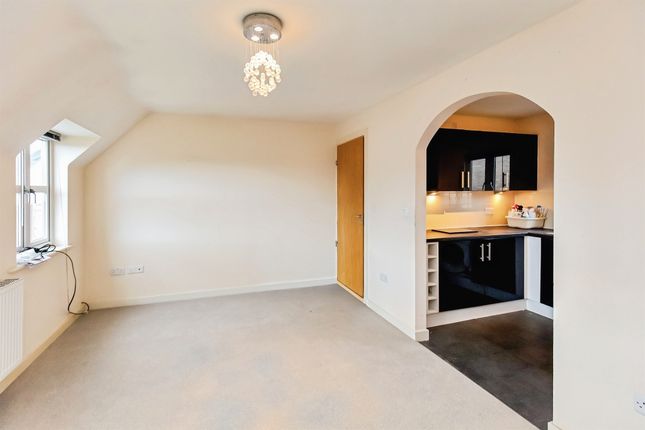 4, Winterton Close, Stamford photo 2