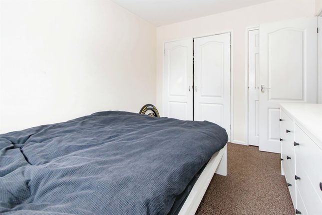 Flat for sale in Seaton Road, Yeovil