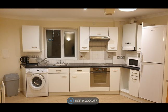 Flat  Tavern Court, New Kent Road, London photo 4