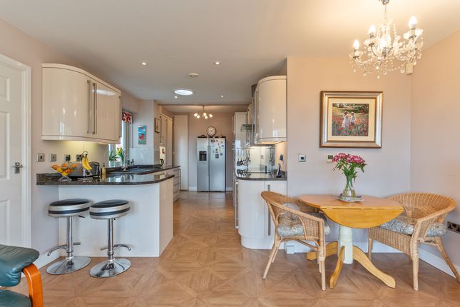 10 Allt-Yr-Yn Close, Newport photo 4