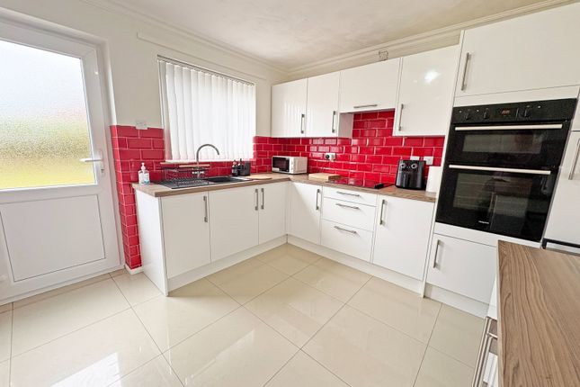 13, Jenkins Close, Skegness photo 4