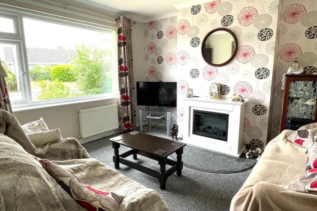 44, Saxondale Avenue, Burnham on Sea photo 2